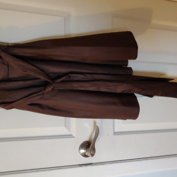 Brown Sleeveless Dress - Picture 3 of 5